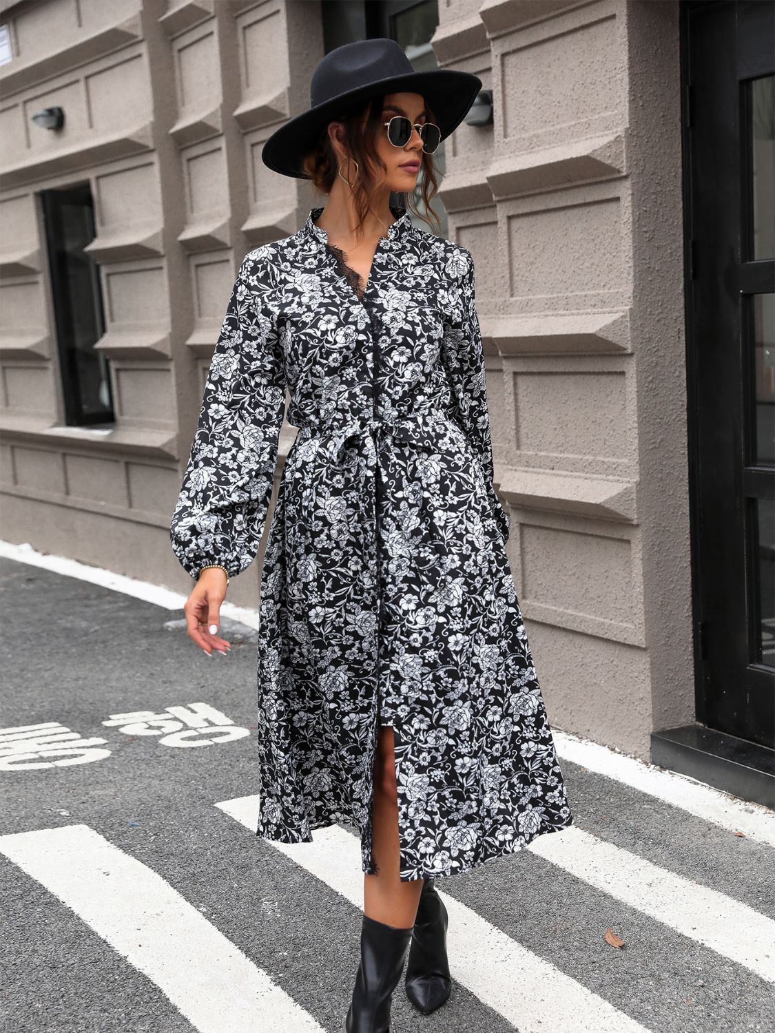 Lace Detail Printed Long Sleeve Midi Dress