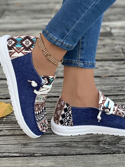 Geometric Lace-Up Round Toe Slip-Ons