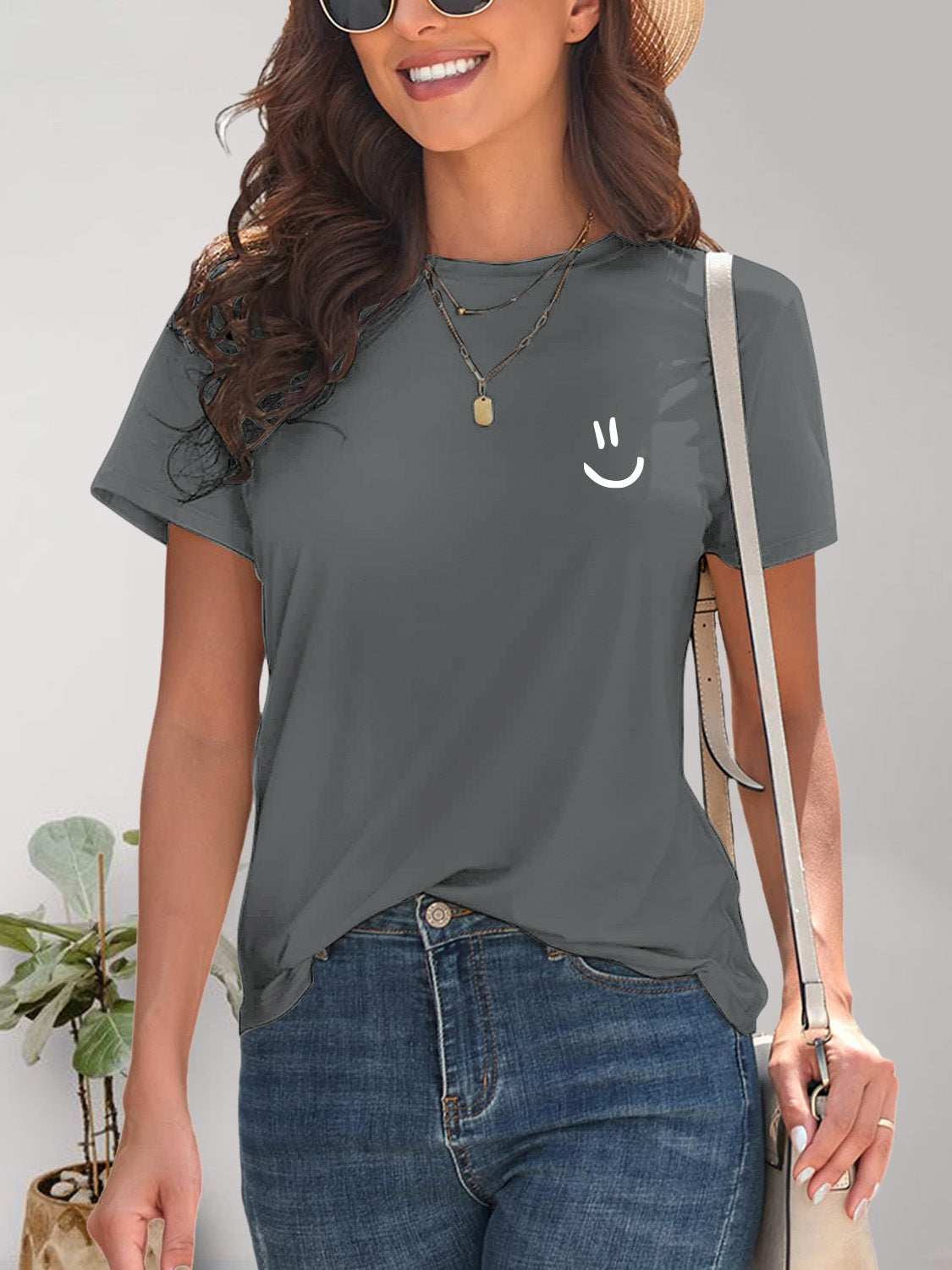 Smile Graphic Round Neck Short Sleeve T-Shirt - Thandynie