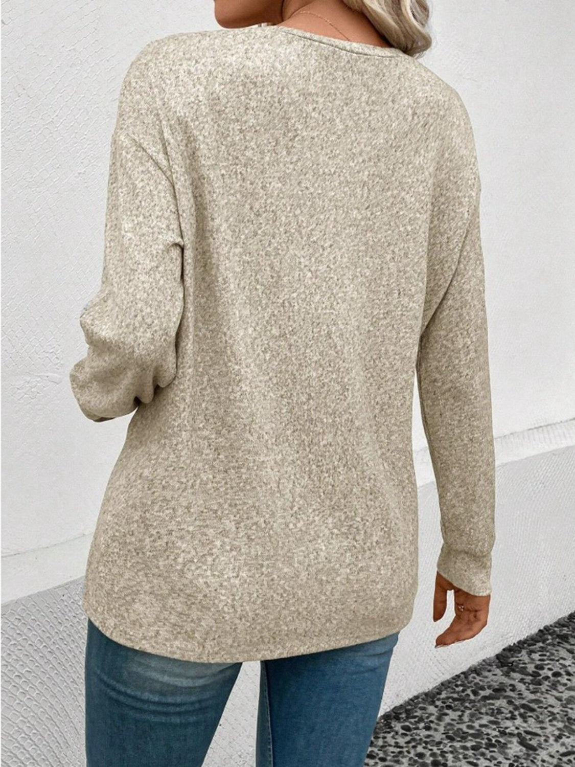 Round Neck Long Sleeve T-Shirt