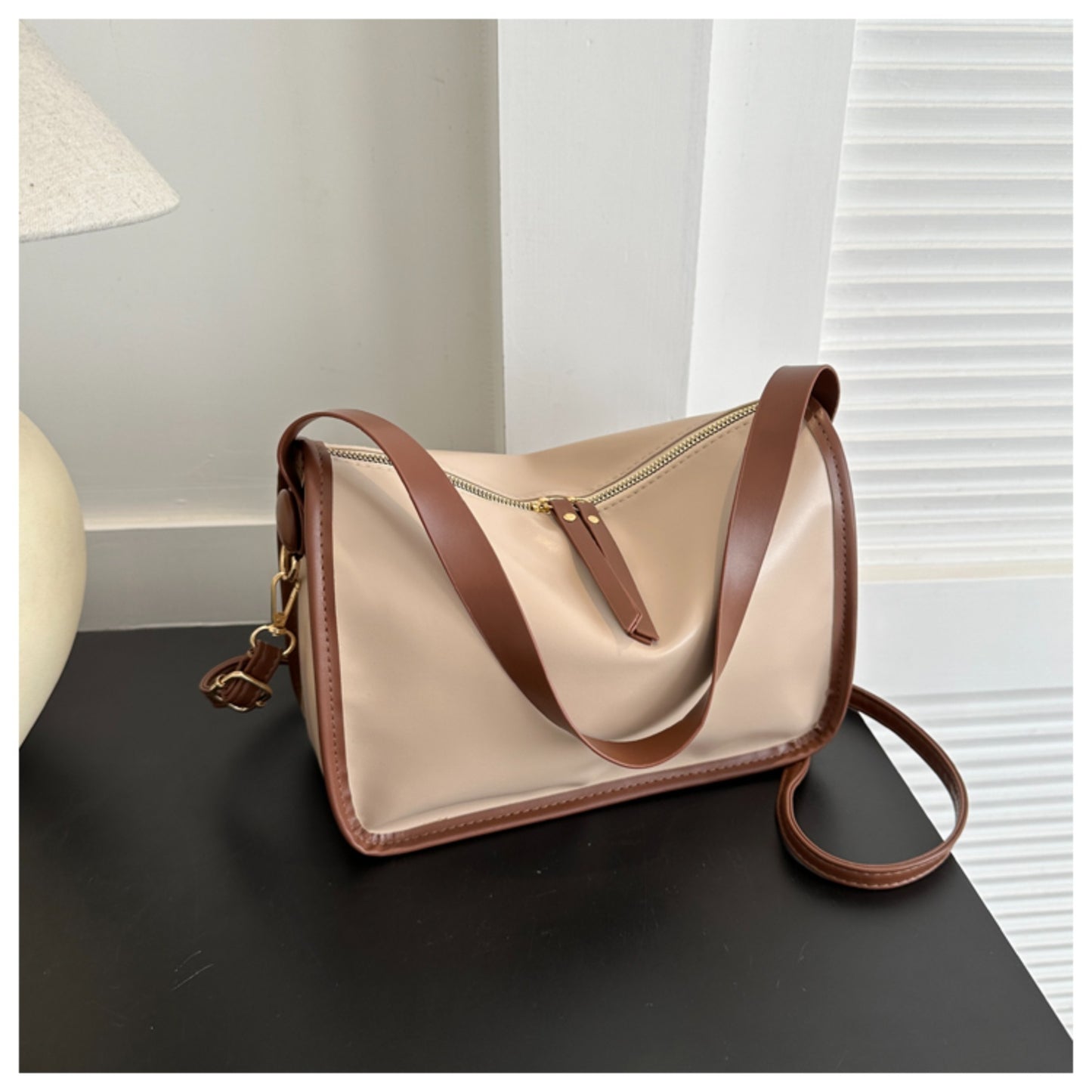 PU Leather Shoulder Bag - Thandynie