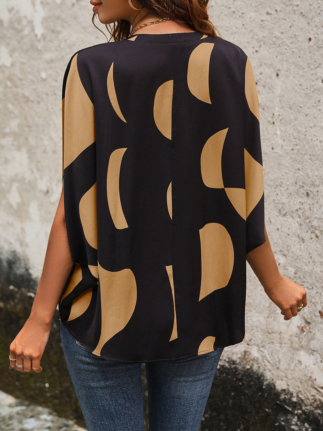 Printed Notched Slit Half Sleeve Blouse