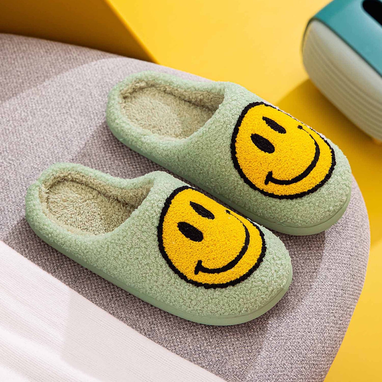 Melody Smiley Face Slippers MINT YELLOW