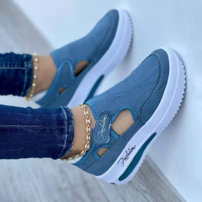 Round Toe Platform Sneakers Light Blue