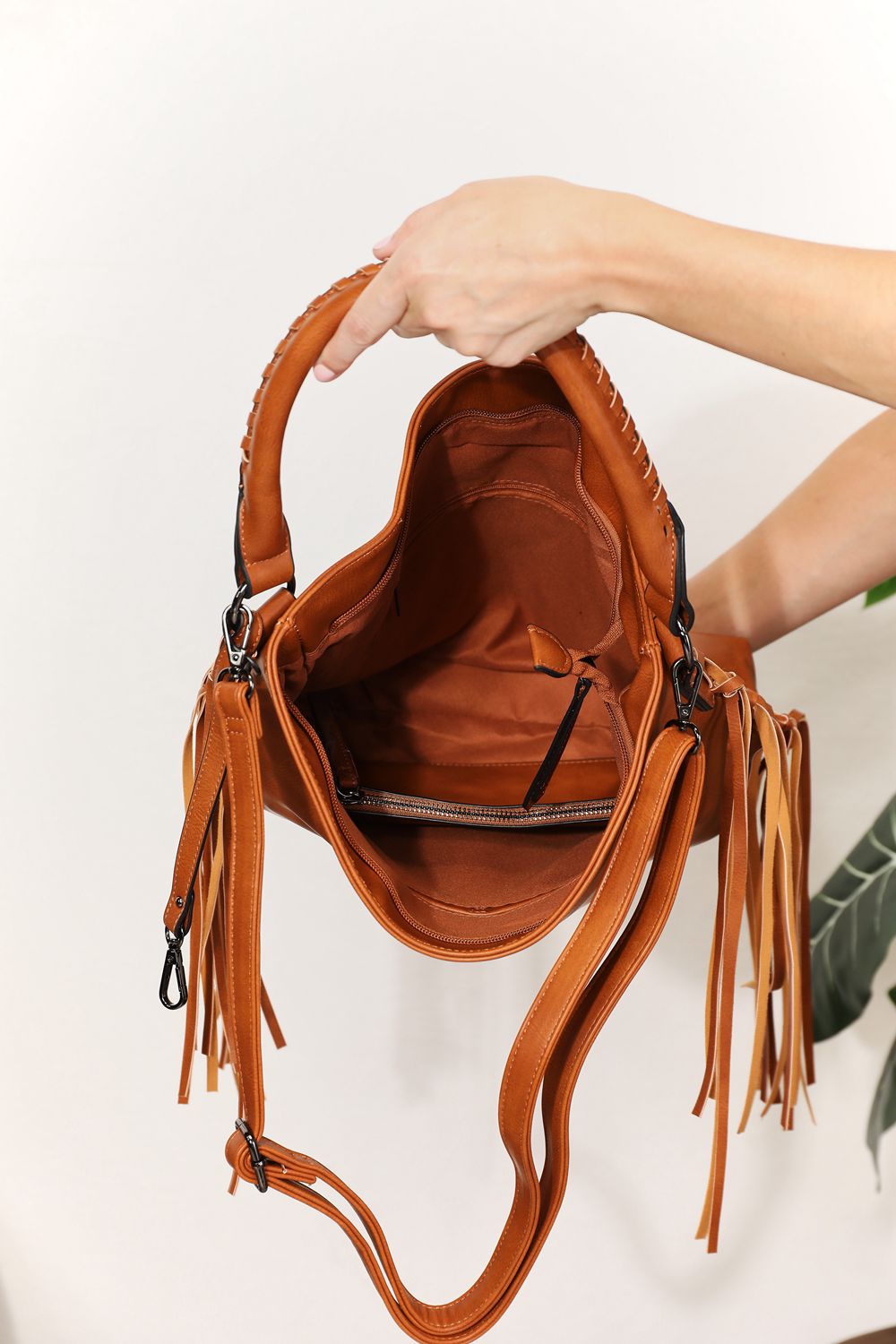 SHOMICO PU Leather Fringe Detail Shoulder Bag - Thandynie