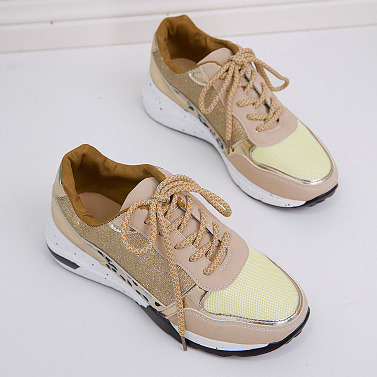 Lace-Up Round Toe Platform Sneakers - Thandynie