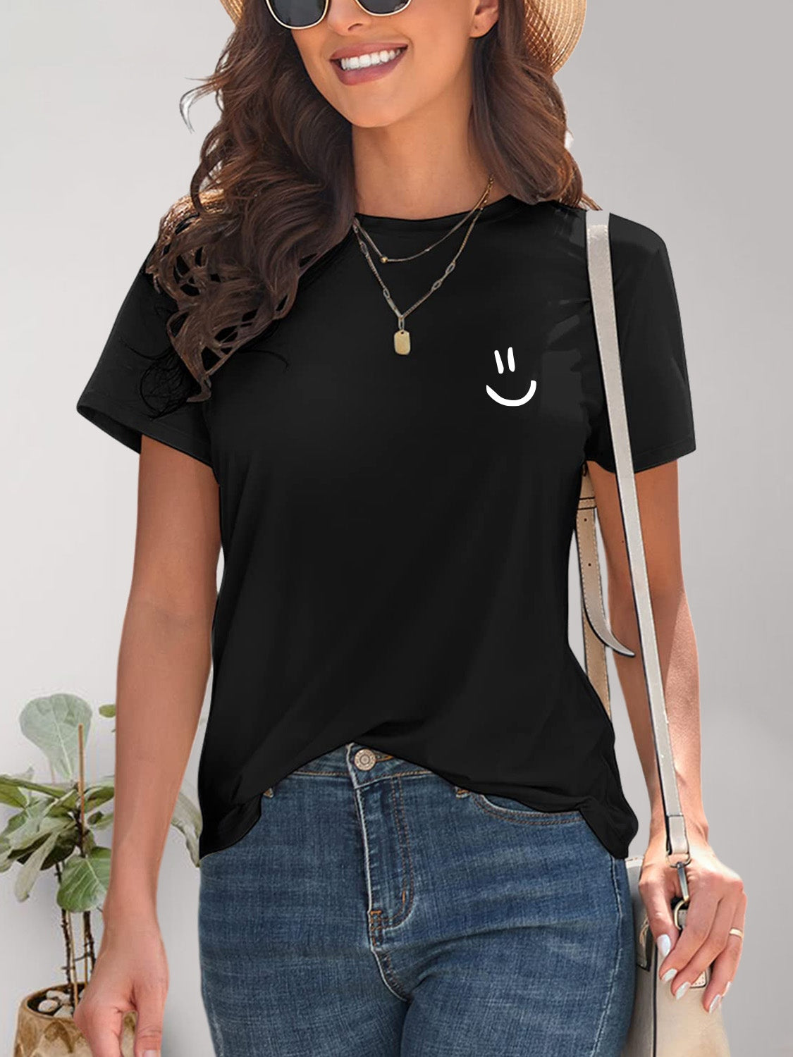 Smile Graphic Round Neck Short Sleeve T-Shirt - Thandynie