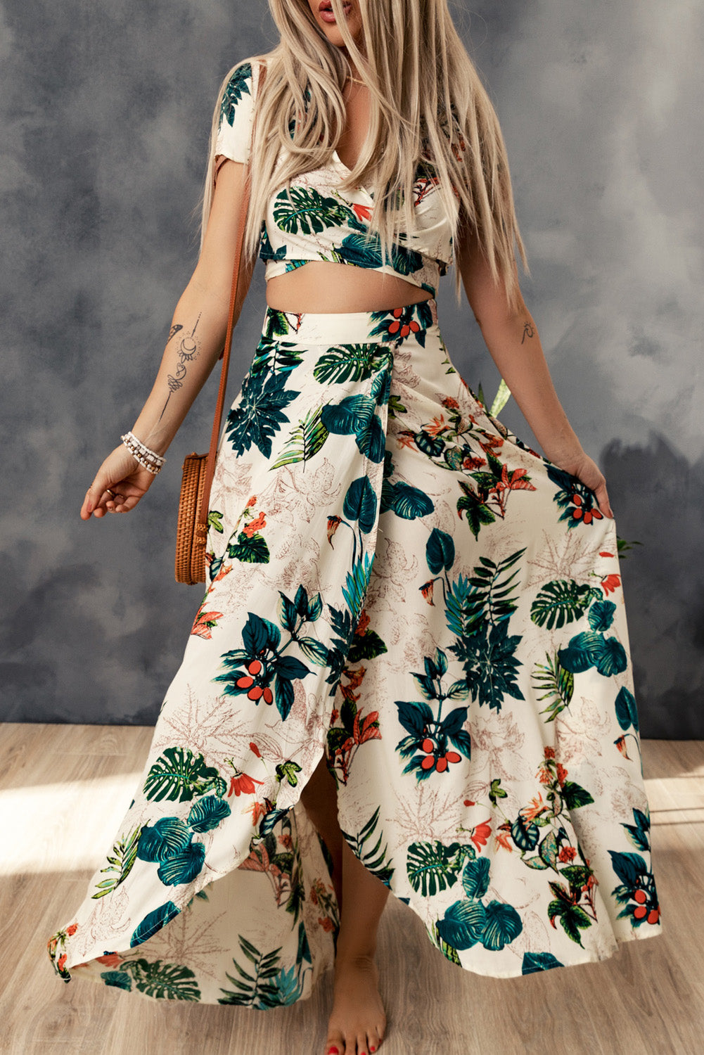 Tropical Print Crop Top and Maxi Skirt Set Apricot XL