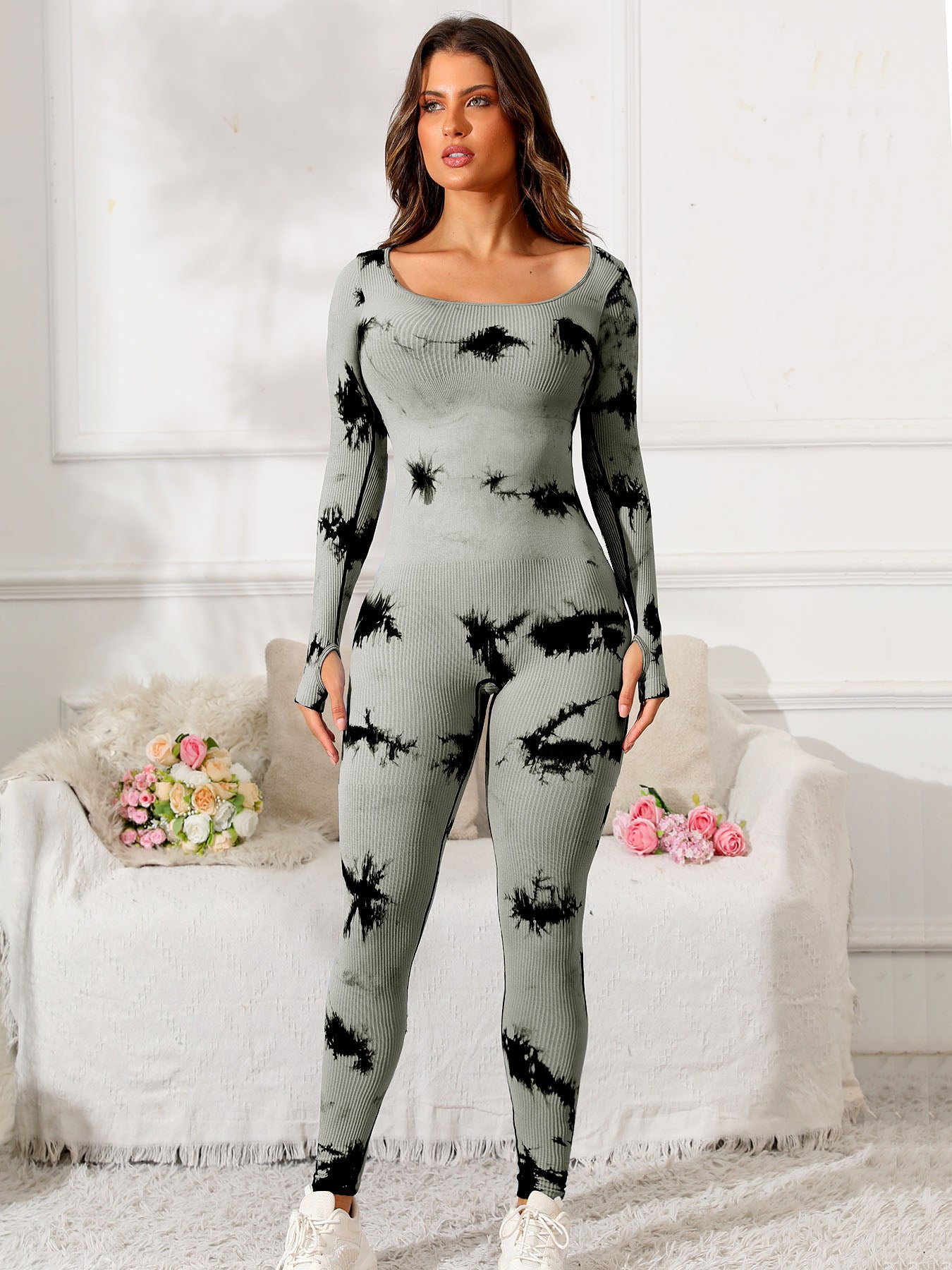 Scoop Neck Long Sleeve Active Jumpsuit Gray