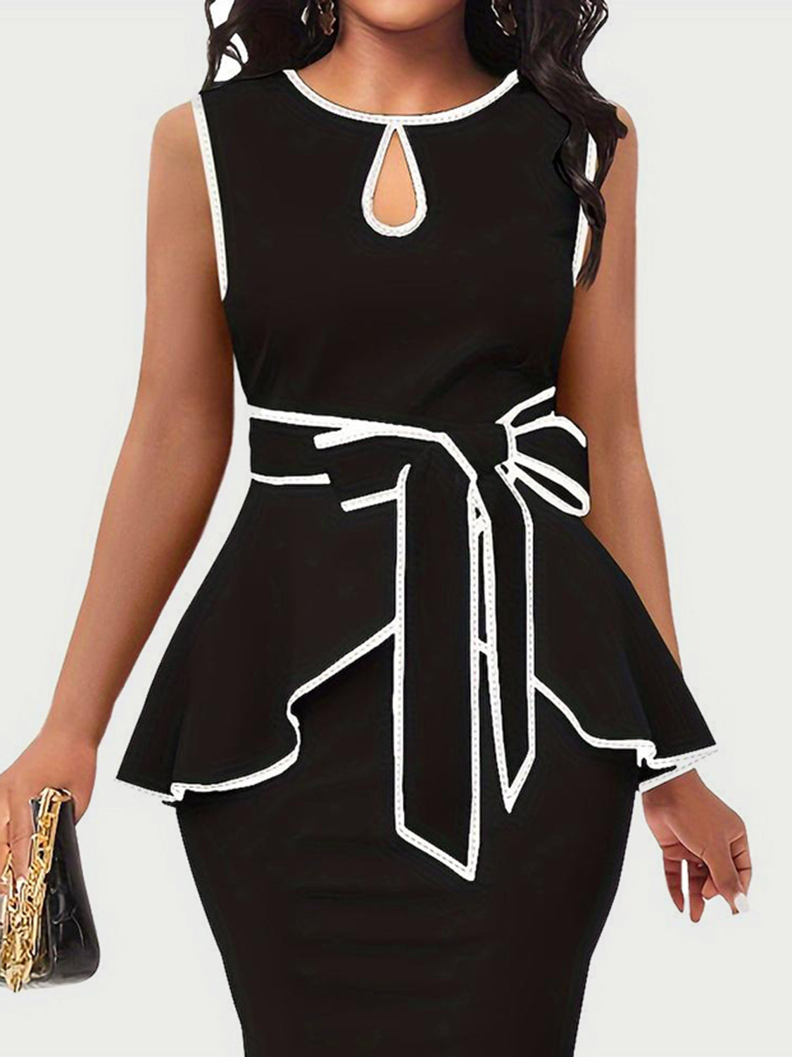 Plus Size Cutout Contrast Sleeveless Dress - Thandynie
