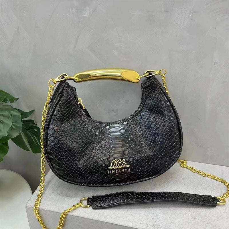 Winter Textured Crossbody Bag for Women | Retro Crocodile Pattern Underarm Bag