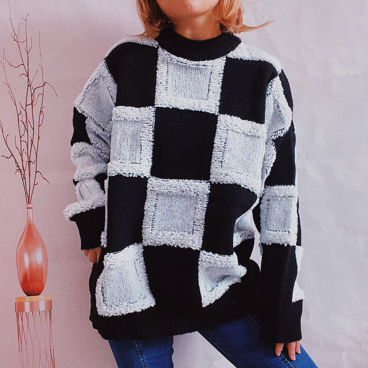 Checkered Round Neck Long Sleeve Sweater Black