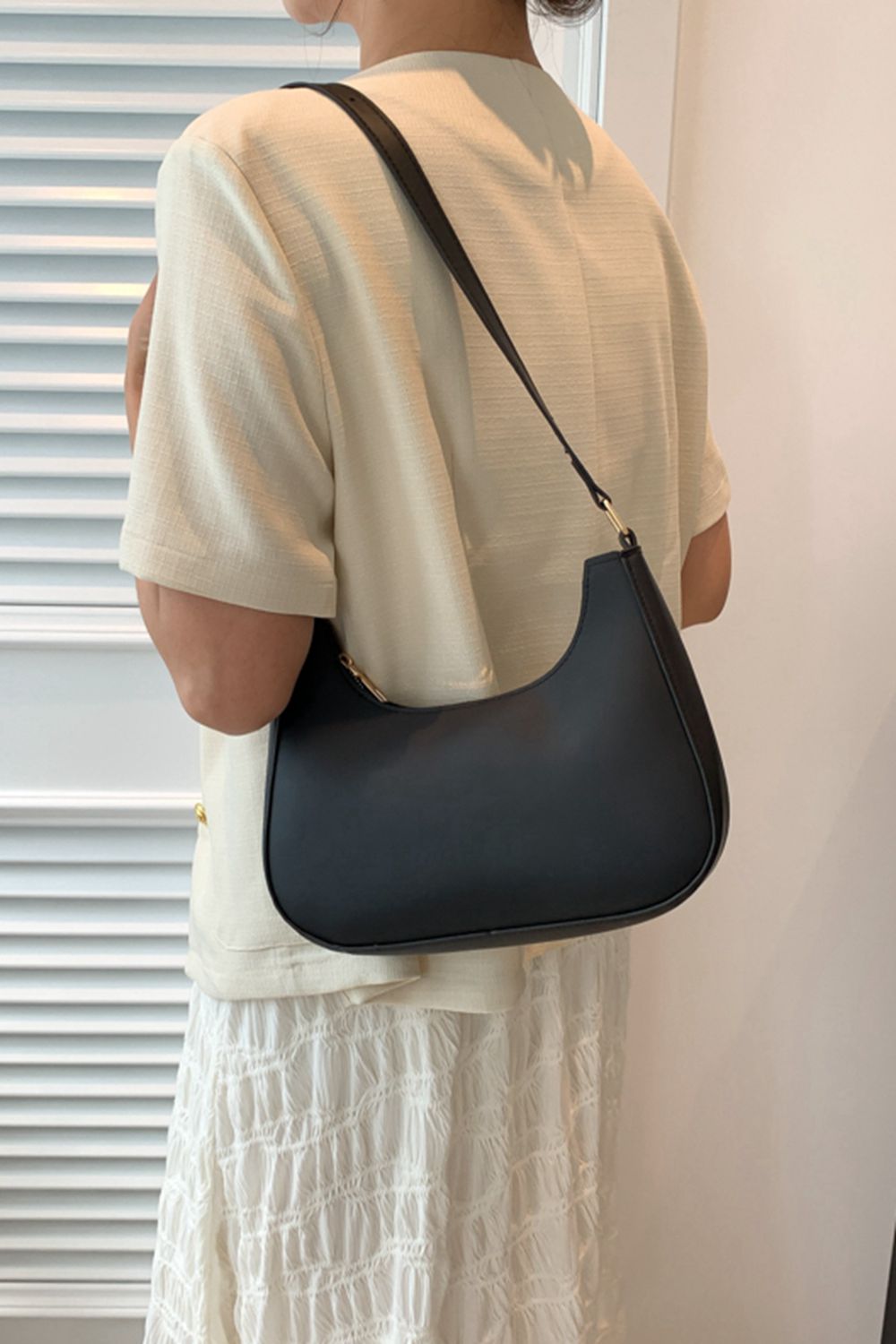 PU Leather Shoulder Bag - Thandynie