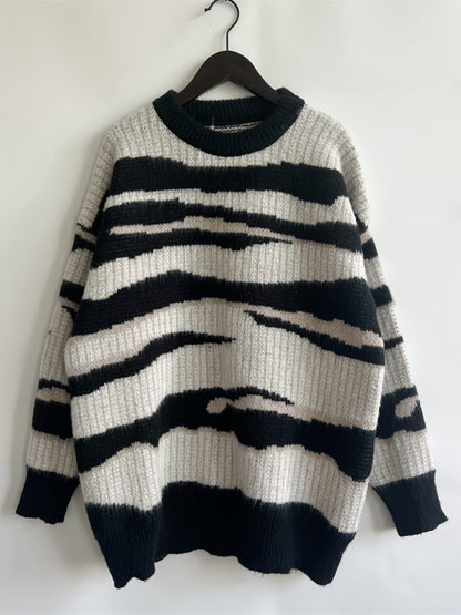 Color Block Round Neck Sweater