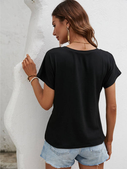 Asymmetric Hem Round Neck T-Shirt