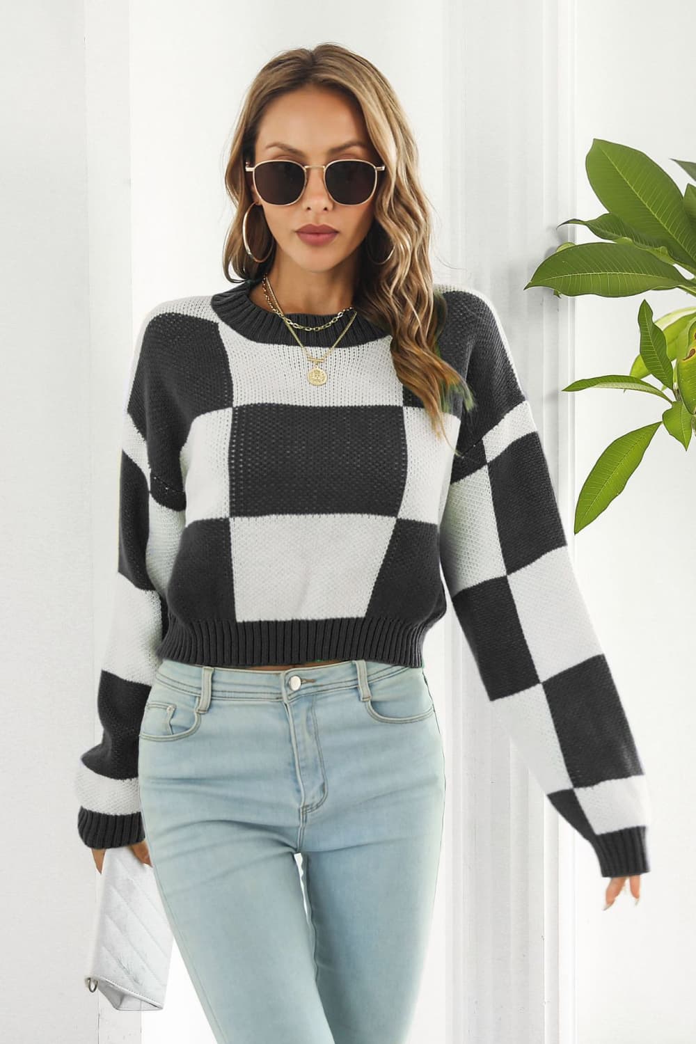 Color Block Round Neck Dropped Shoulder Sweater Black