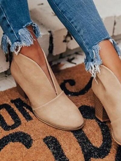 Point Toe Chunky Heeled Ankle Boots