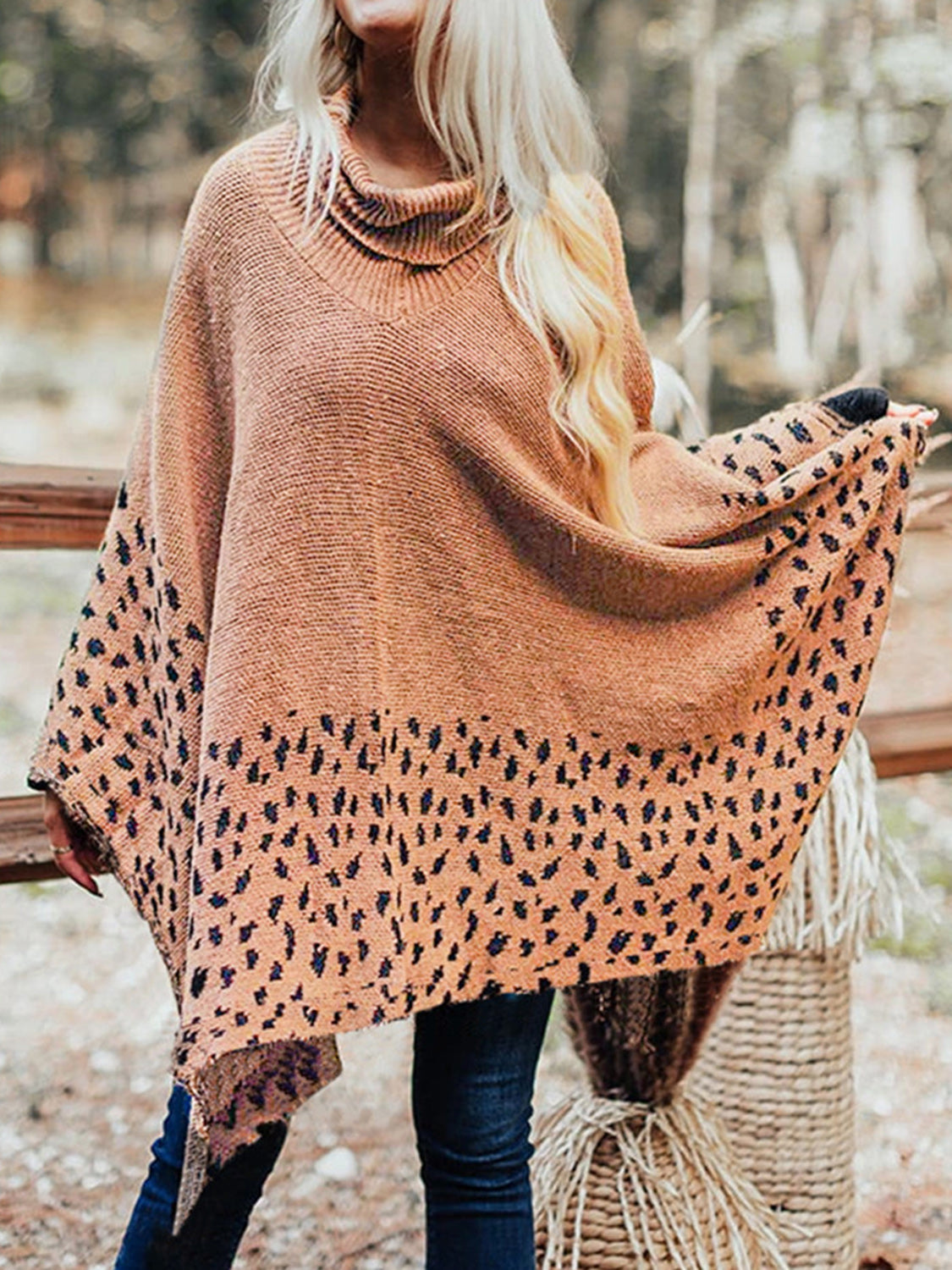 Leopard Turtleneck Poncho - Thandynie