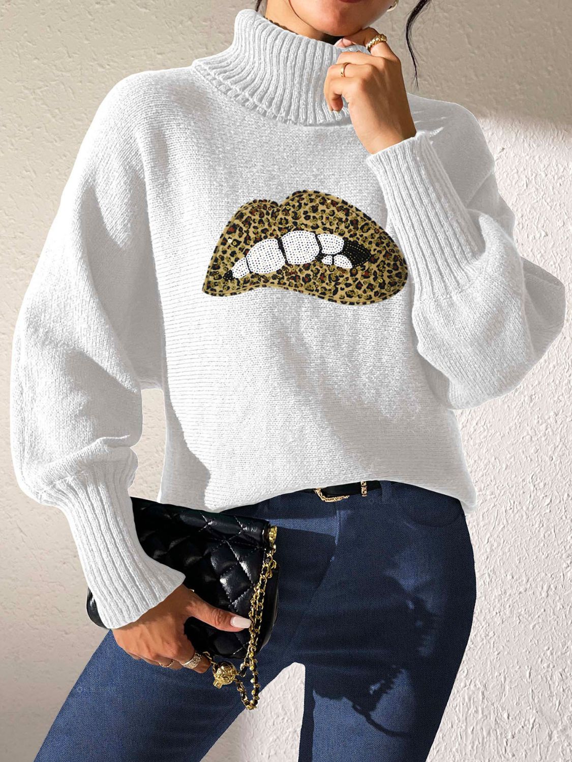 Lip Turtleneck Long Sleeve Sweater