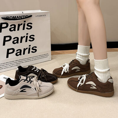 Contrast Flat Sneakers