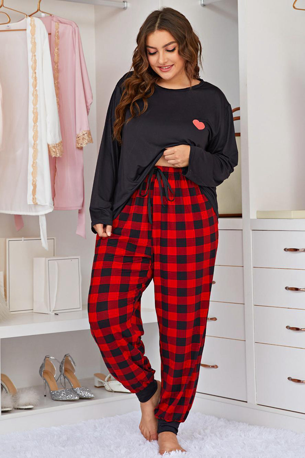 Plus Size Heart Graphic Top and Plaid Joggers Lounge Set