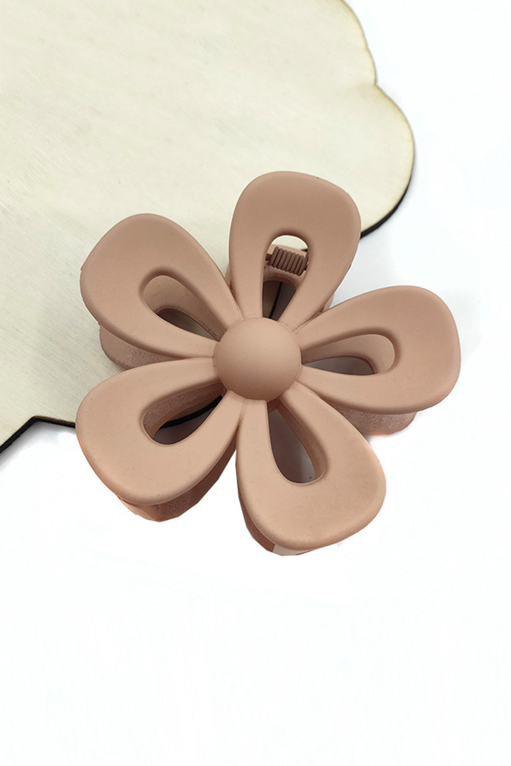 Camel Sweet Hollowed Flower Shape Claw Clip