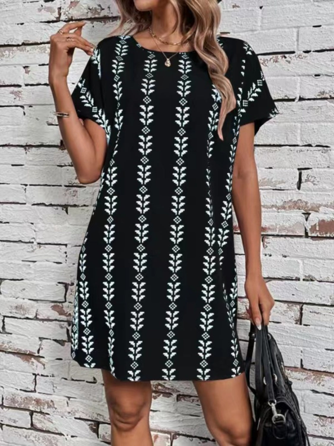 Printed Round Neck Short Sleeve Dress Black