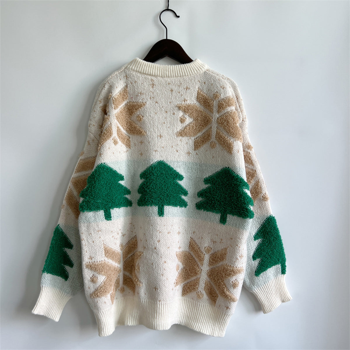 Snowflake Round Neck Long Sleeve Sweater