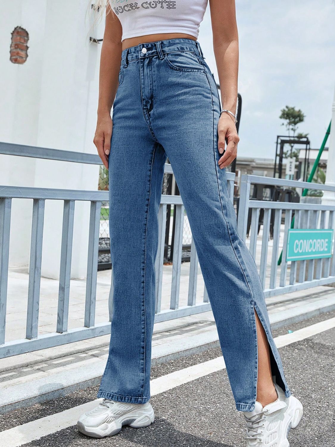 Slit High Waist Jeans with Pockets Medium