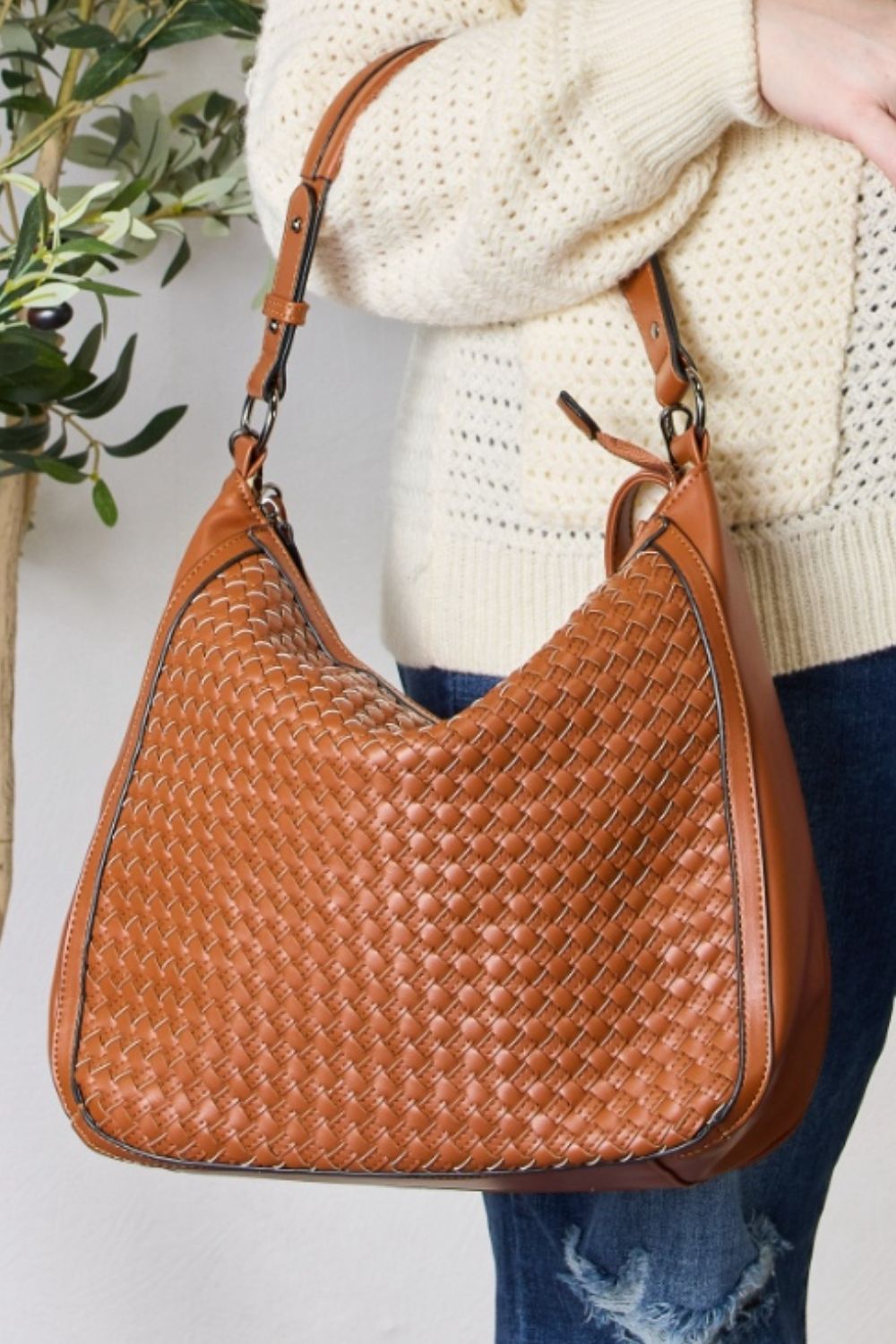 SHOMICO Weaved Vegan Leather Handbag - Thandynie