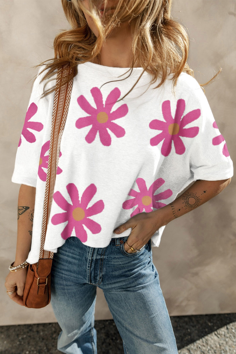 Flower Round Neck Half Sleeve T-Shirt - Thandynie