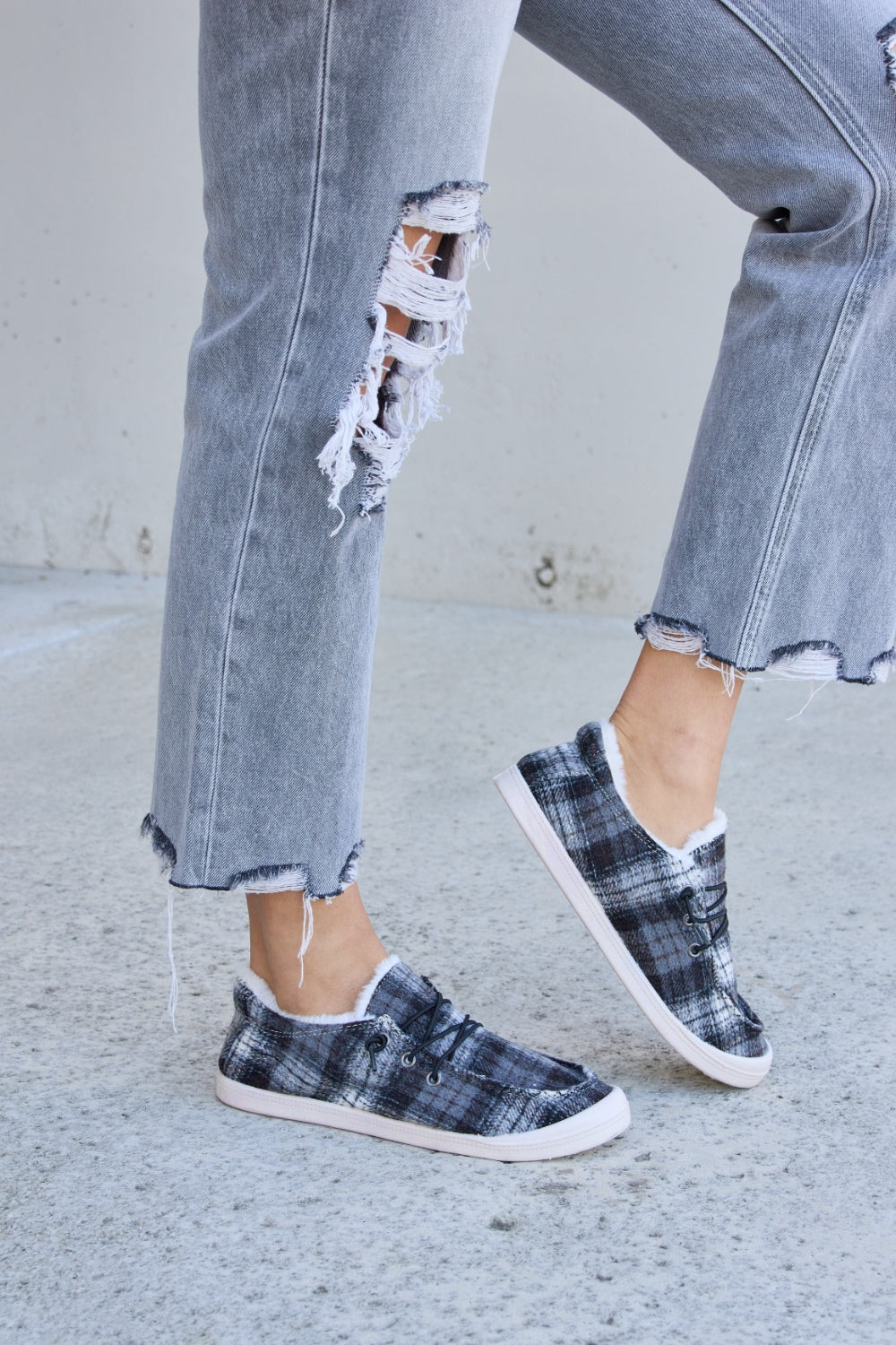 Forever Link Plaid Plush Flat Sneakers - Thandynie