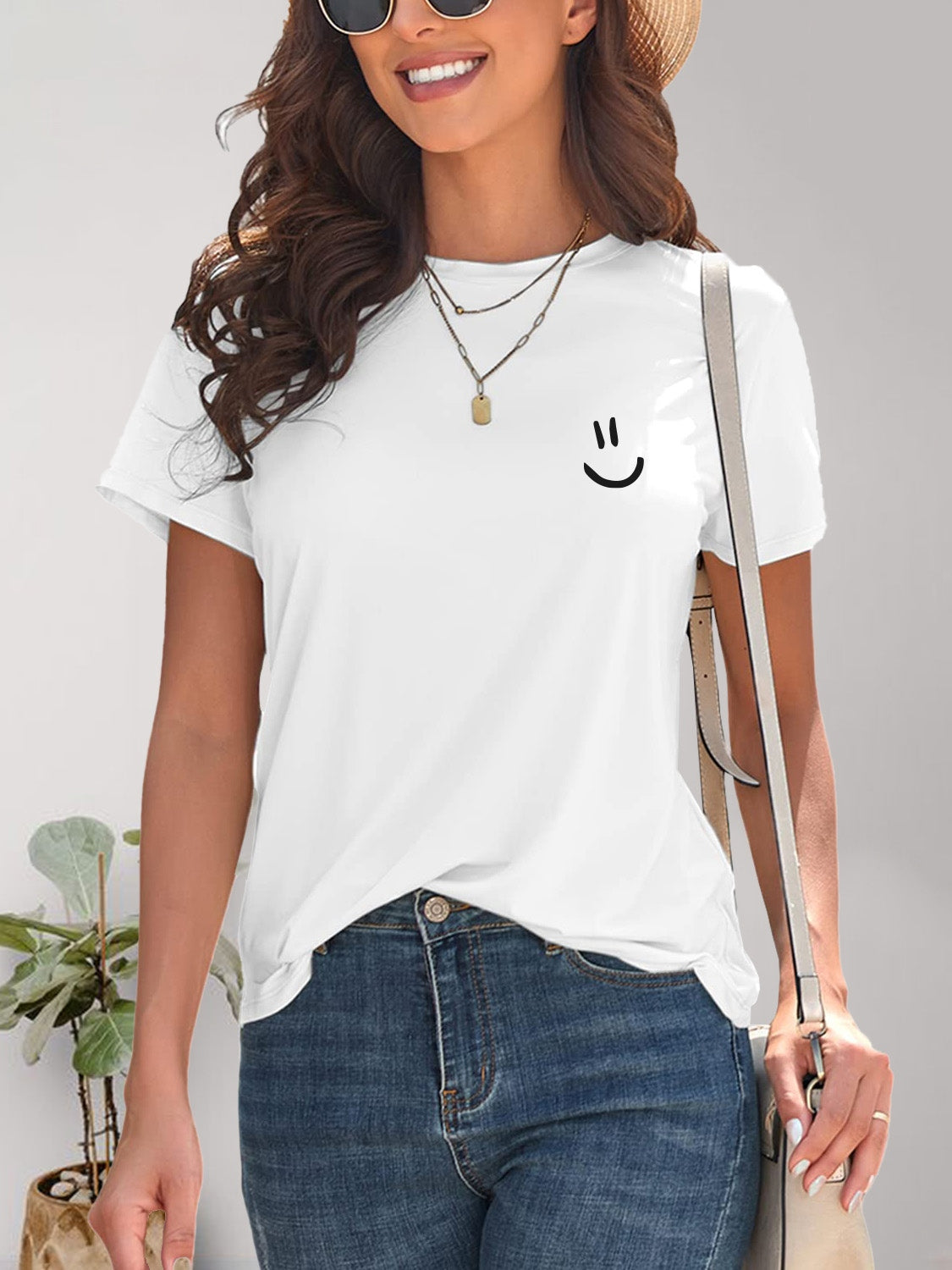 Smile Graphic Round Neck Short Sleeve T-Shirt - Thandynie