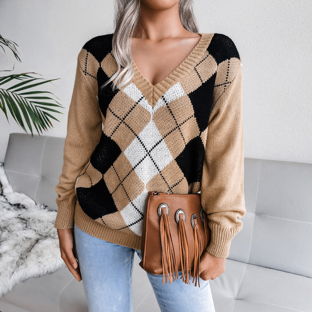 Geometric V-Neck Sweater Khaki