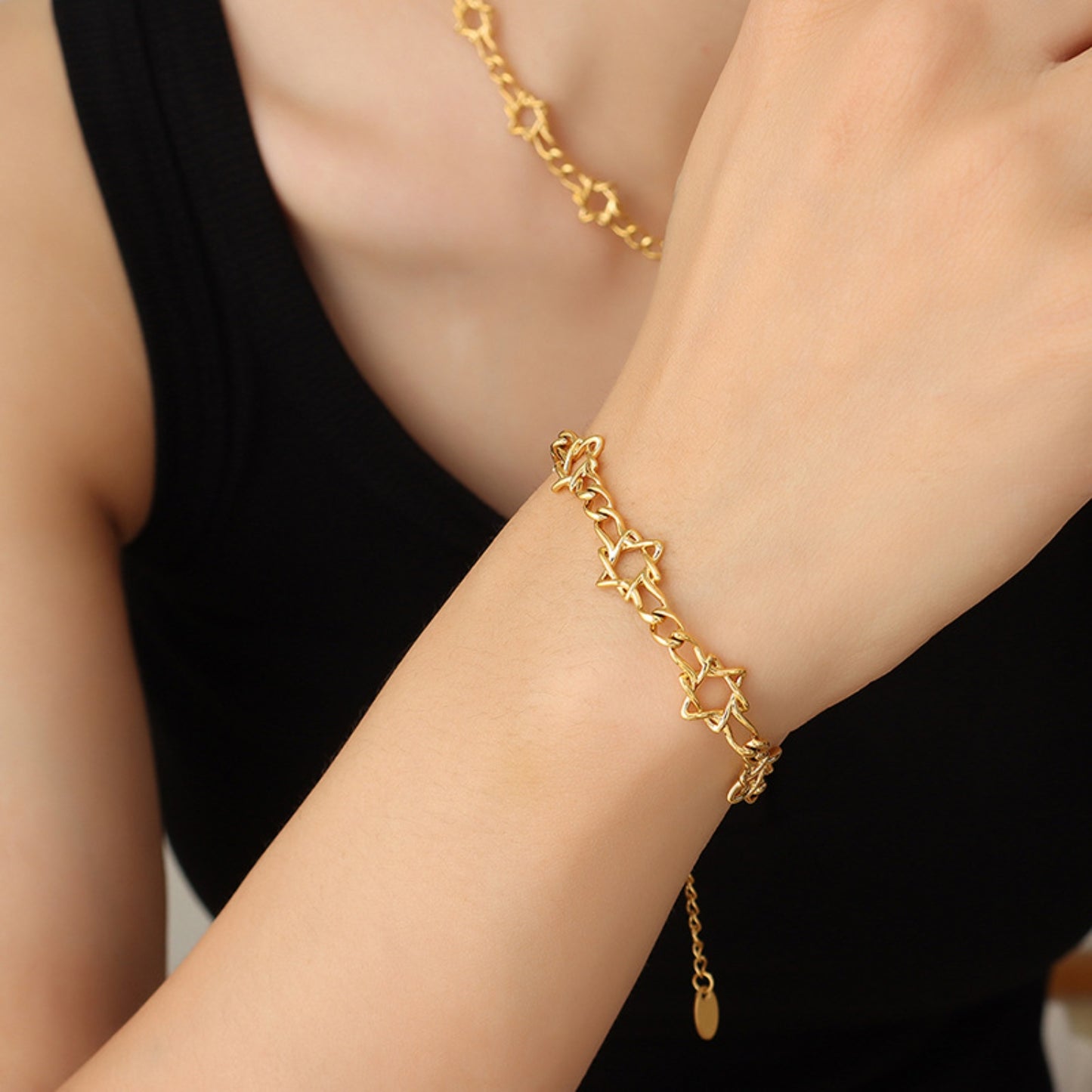 18K Gold-Plated Titanium Steel Bracelet Style B One Size