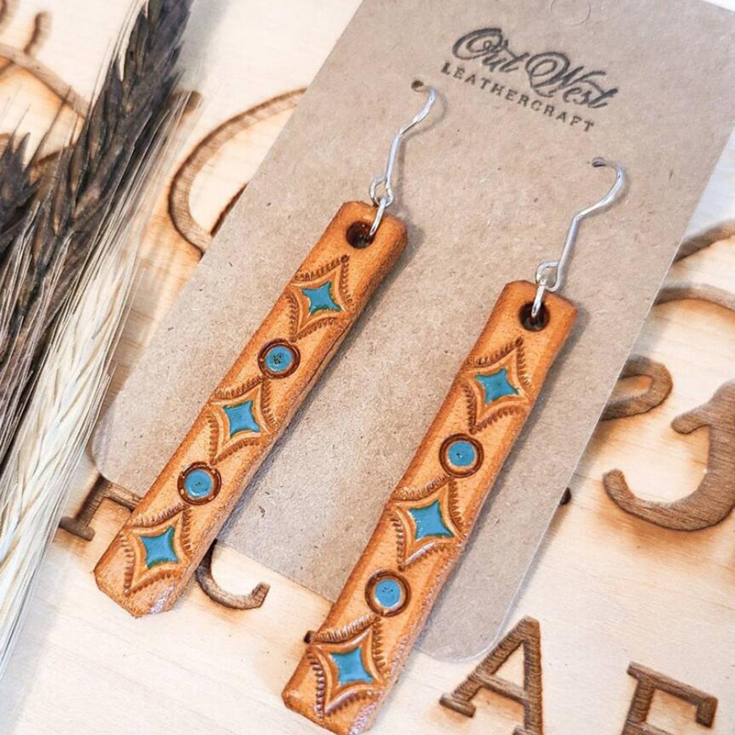 Geometric Leather Bar Earrings - Thandynie