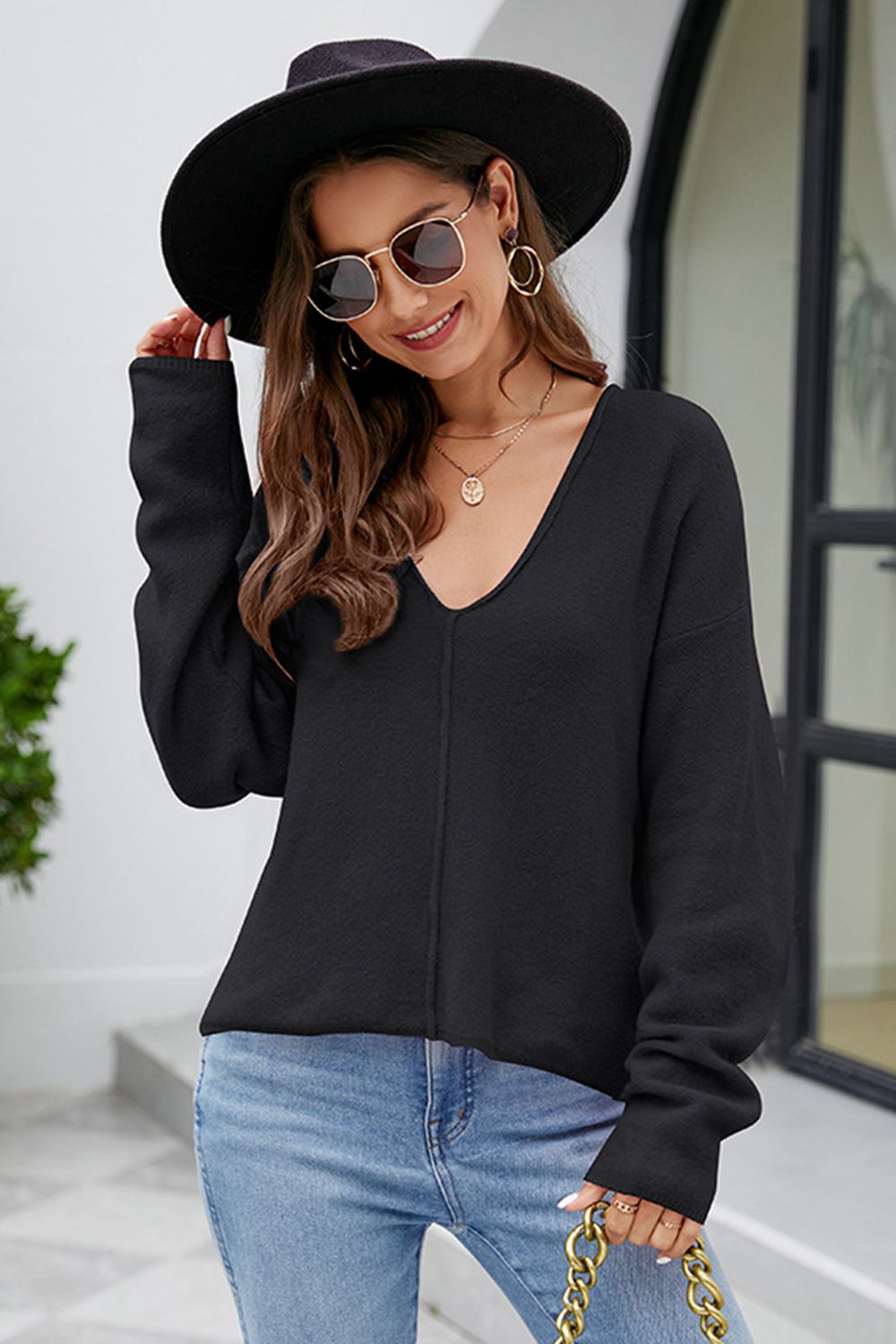 V-Neck Center Seam Sweater Black