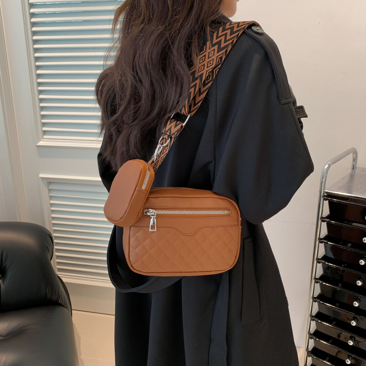 Stitching PU Leather Shoulder Bag - Thandynie