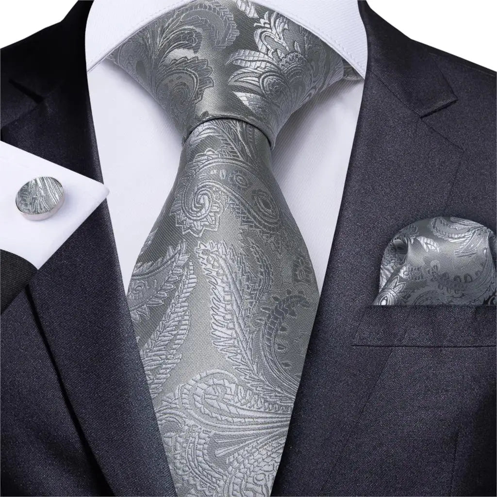 DiBanGu Mens Necktie Silver Gray Striped Design Silk Wedding Tie For Men Tie Hanky Cufflink Tie Set Business Party Dropshipping MJ-7185