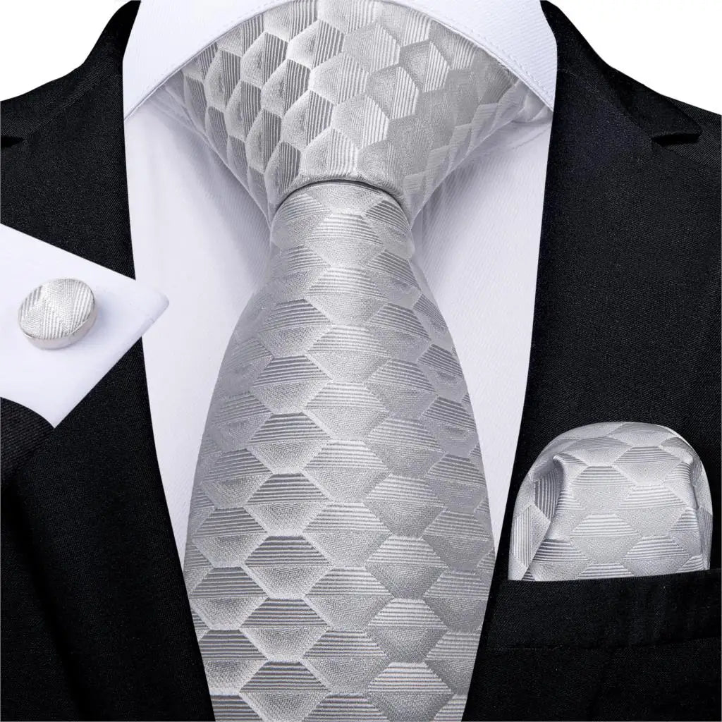 DiBanGu Mens Necktie Silver Gray Striped Design Silk Wedding Tie For Men Tie Hanky Cufflink Tie Set Business Party Dropshipping MJ-7224