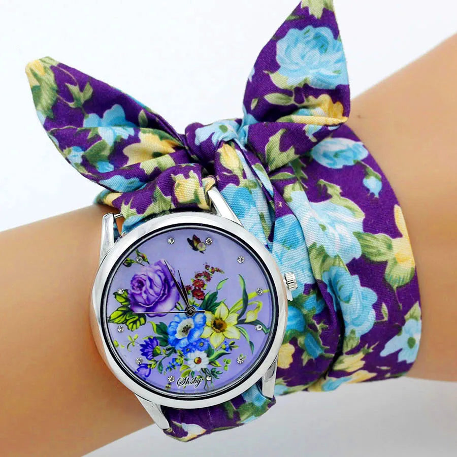 Ladies Flower Cloth Wristwatch - High-Quality Fashion Bracelet Watch for Women silver 37