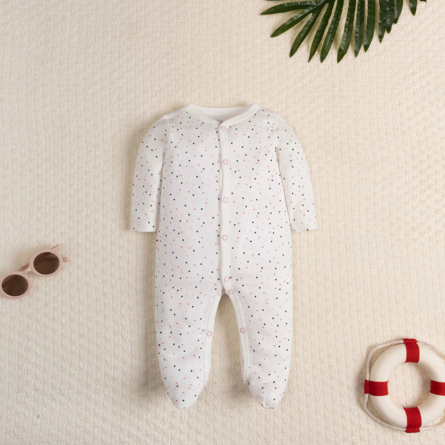 Adorable long sleeve footed onesie for Newborns, Unisex Infant's Clothing, Comfortable Baby Clothes. Cute dots