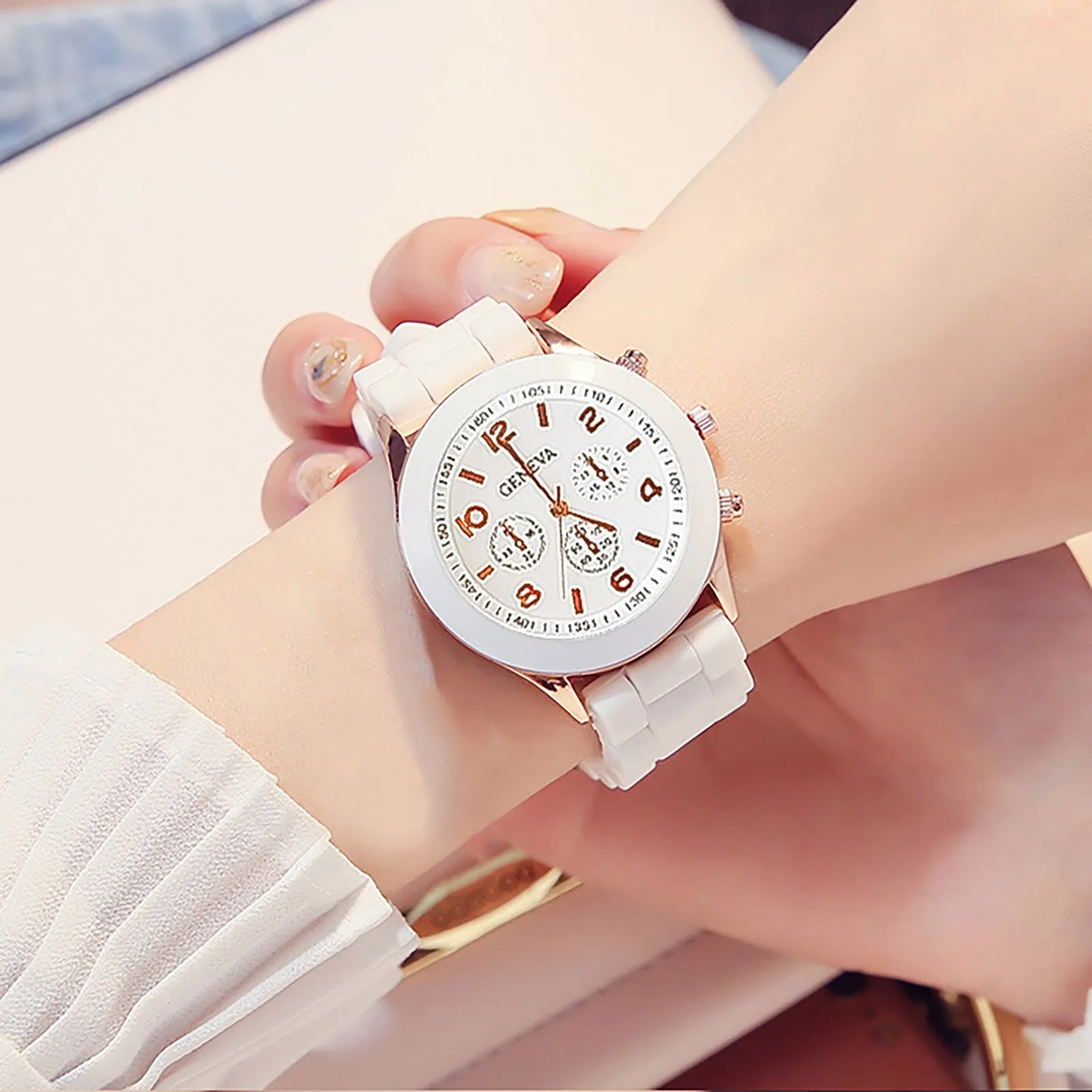 Fashion Women’s White Silicone Jelly Quartz Watch | Stylish Dress Wristwatch, Ideal Gifts for Girls