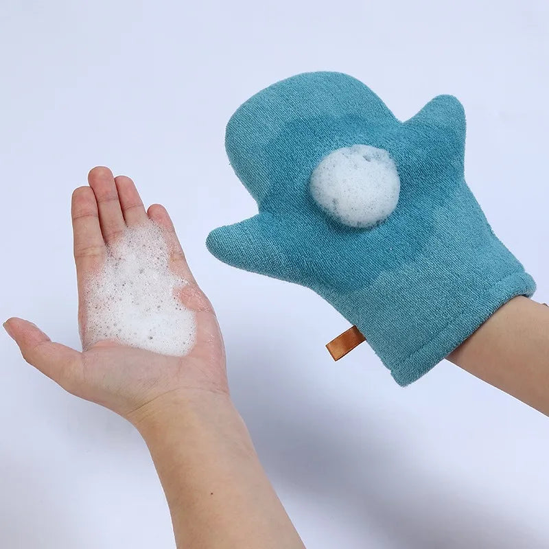 Cute Baby Bath Gloves – Soft Cartoon Penguin Scrubbing Gloves for Kids, Gentle Body Cleaning Sponge Bath Accessories