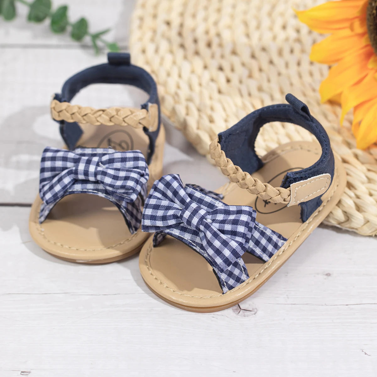 KIDSUN 2021 New Product Baby Sandals Infant Girls Shoes Bow-knot Princess Rubber Sole Non-slip Toddler First Walkers 2-colors