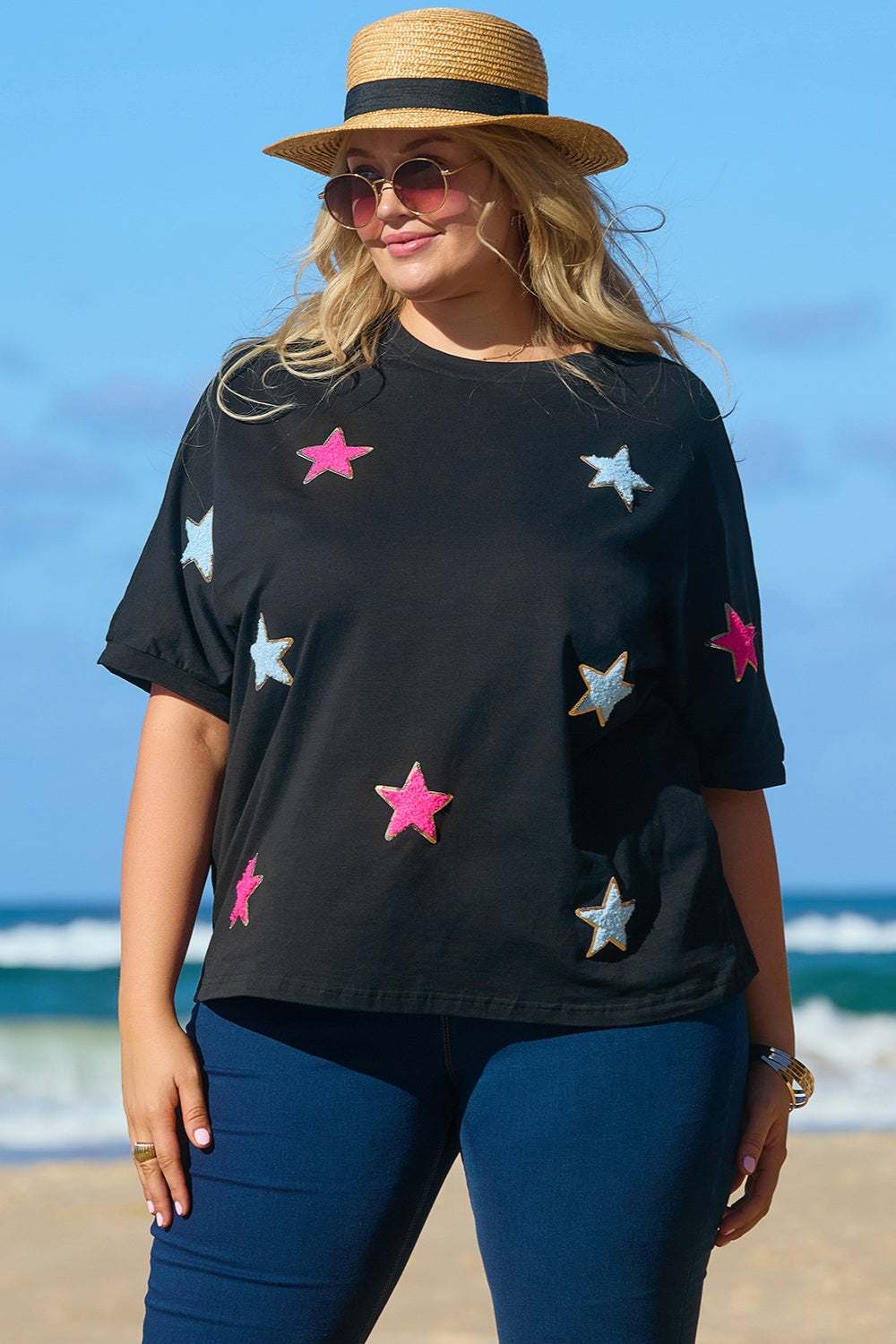 Plus Size Star Round Neck Half Sleeve T-Shirt