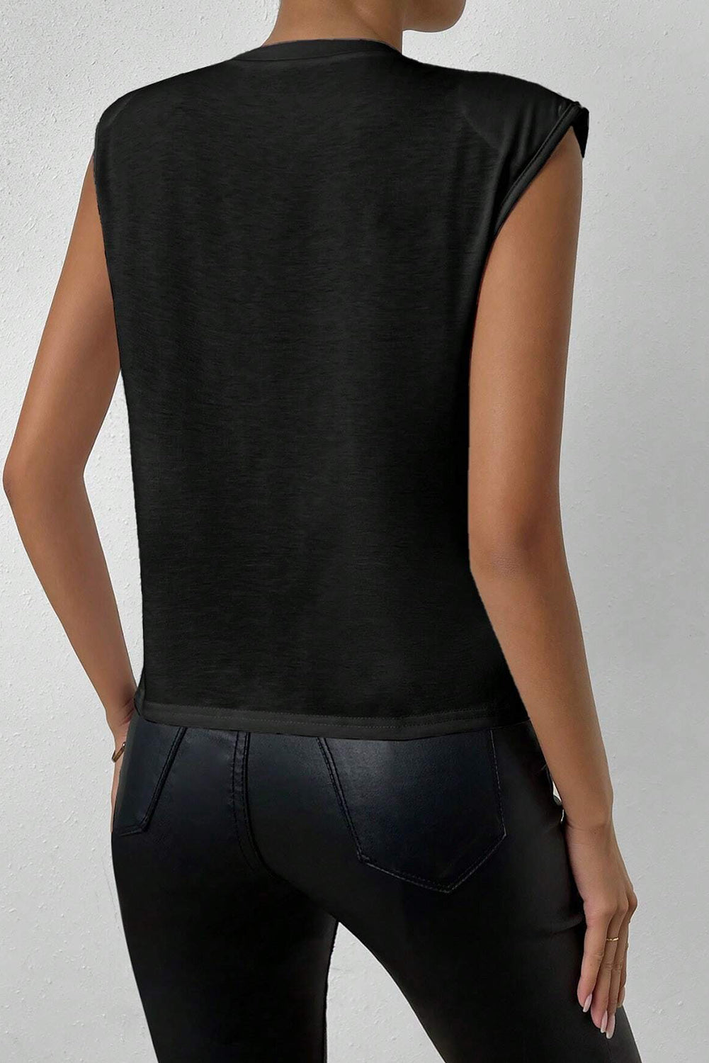 Pearl Detail Round Neck Tank - Thandynie