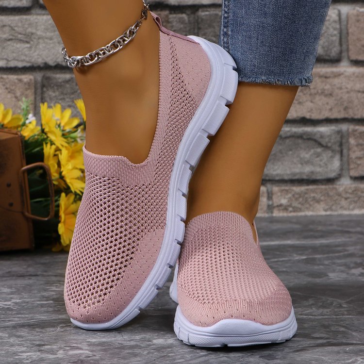 Breathable Mesh Round Toe Slip-Ons Dusty Pink