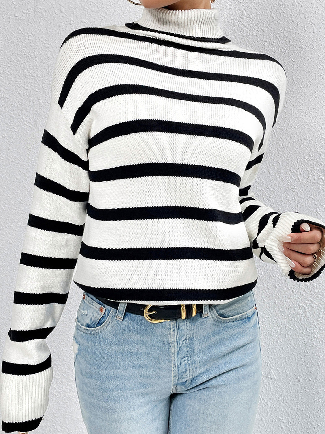 Striped Turtleneck Long Sleeve Sweater – Cozy and Stylish Knitwear for Fall & Winter