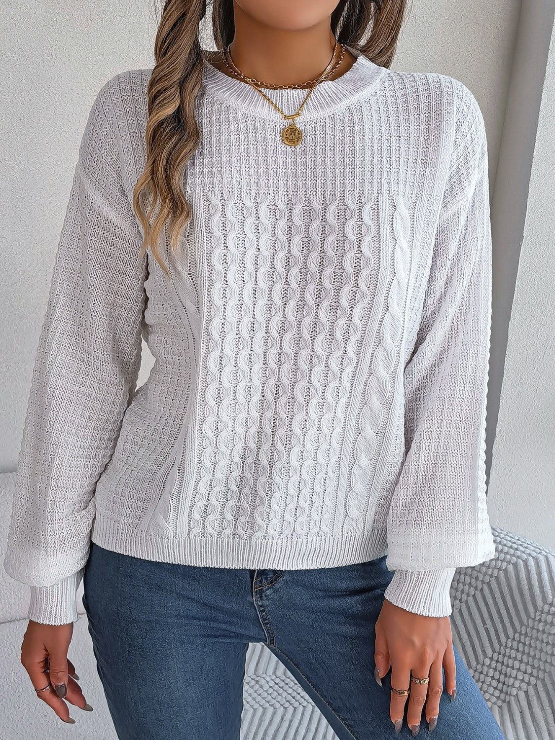 Cable-Knit Round Neck Long Sleeve Sweater White